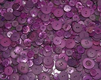 25 Purple Buttons, Grape, Assorted sizes, Grab Bag Crafting Jewelry (567)