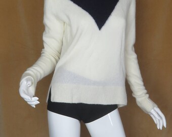 Two Tone Sweater Size Medium Cozy Fuzzy Sweater