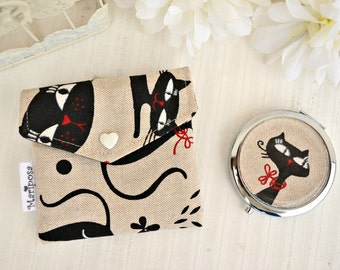 Pocket mirror with pouch