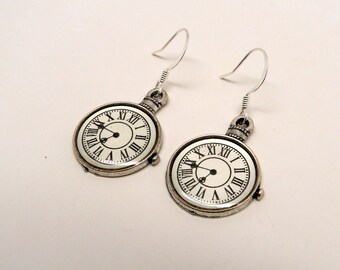 Steampunk earrings. Pocket watch earrings.