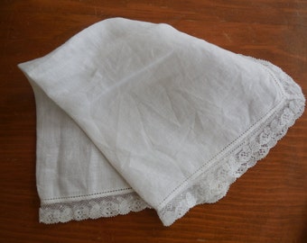 Vintage White Lace Ladies Handkerchief Hanky