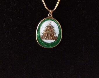 Asian Pendant Necklace