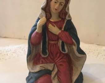 Mary Nativity Figurine from home Enterior