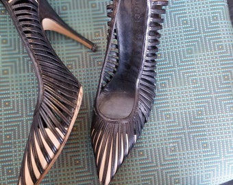 Ultra Chic Gucci Strappy Pumps Size 11B