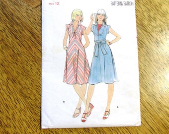 HIPPIE 1970s A-Line Fit and Flare Dress / BOHO Summer Dress - Size 12 (Bust 34") - VINTAGE Sewing Pattern Butterick 4835