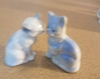 Vintage Blue and Grey Cats figurines set of two