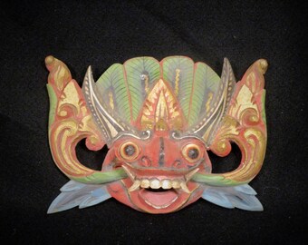 KARANG SAE WOODCARVING from Bali