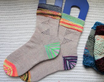 Join The Crew Socks PDF Pattern