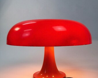Original Nesso table lamp by Giancarlo Mattioli for Artemide 1960s.