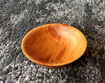 Wild Cherry Bowl/Handturned/Native Hardwood