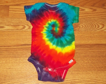 Tie dye onesie, all sizes 0-3, 3-9, 12, 18, 24, Rainbow Spiral, tie dye baby onesie