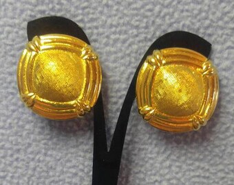 Goldtone Mesh Shield Clip Earrings 1 1/8"