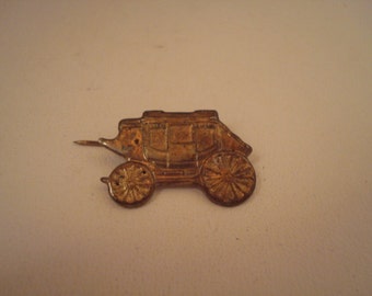Vintage stagecoach tie pin