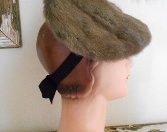 1940's Rabbit Fur Pancake Tilt Hat