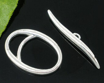 Silver plated oval toggle clasp