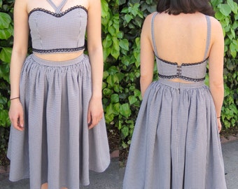 1950s two piece set / 50s dress/ pinup dress / swing skirt / full skirt / gingham dress / retro dress / mad men dress