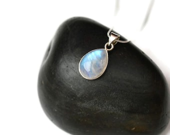 Rainbow Moonstone Silver Pendant - Necklace - Silver Tear Drop Rainbow Moonstone Pendant -Gemstone Silver Pendant -Rainbow Moonstone Jewelry