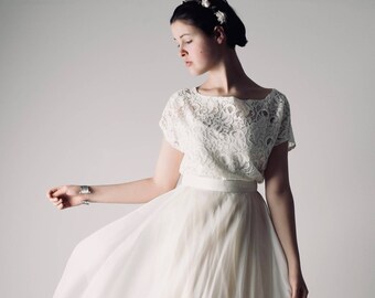 Bridal lace top, Lace wedding top, Bridal separate, Boho wedding dress, Lace blouse, Modest wedding dress, Wedding separate, two piece dress