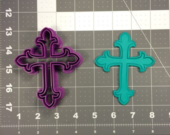 Cross 108 Cookie Cutter