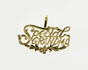 14K Special Grandma Grandmother Floral Accent Charm/Pendant Yellow Gold