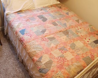 Pink Quilt, Vintage Quilt, Handmade Quilt, Antique Patchwork Quilt