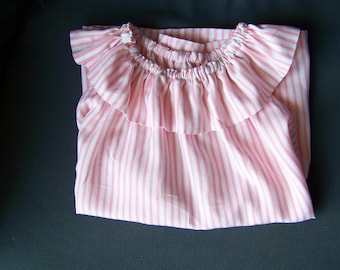Frill collar sleeveless top