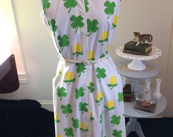 Lucky In Love- 1960's The Vested Gentress dress