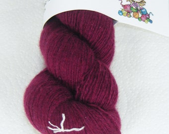 Wine color cashmere/cotton blend recycled yarn