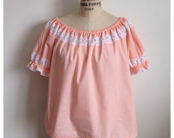 Vintage peach and white lace PEASANT top