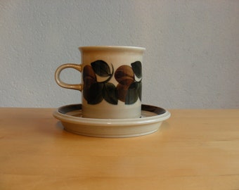 Vintage Arabia Finland Ruija coffee cup and saucer