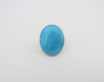 Vintage Sterling Silver Oval Turquoise Ring Size 6.5