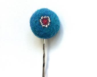 Bead and felt button hair clip in turquoise