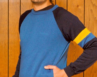 Blue 80s Acrylic Sweatshirt with pockets vintage retro