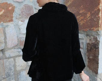 1910s 1920s Black Silk Velvet Flapper Jacket
