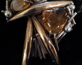 One of my favorite artist/designers in the jewelry biz! Margaret Ellis 1988 Citrine and Sterling Earrings! Clip On. Gorgeous!