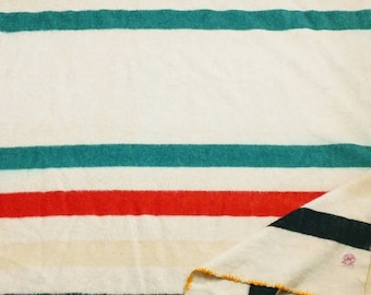 Pre-WWII Blanket 160"x 70 " Hudson Bay Wool Blanket Classically Romantic Red Label Picnic Blanket Long Red Green Pendleton Style Original