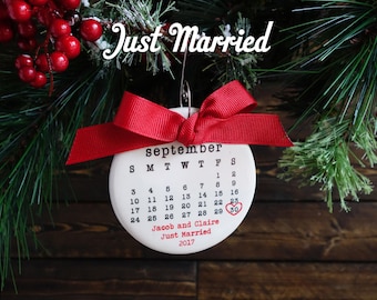 JUST MARRIED ornament, Wedding ornament, personalized christmas ornament, wedding date, typewriter, wedding gift, mr and mrs