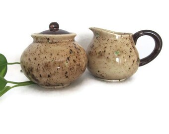 Ceramic Creamer and Sugar Bowl in Neutral Brown and Green