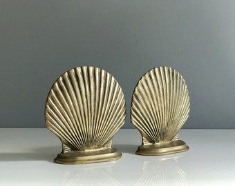 Vintage Brass Scallop Bookends