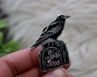 No Mourners No Funerals (Six of Crows) - Enamel Pin