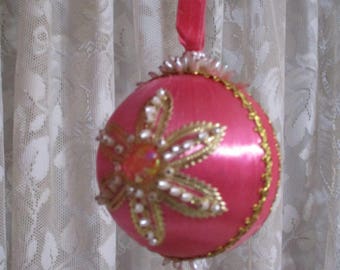 Vintage Retro GORGEOUS Beaded Christmas Ornament-Walco-Pink