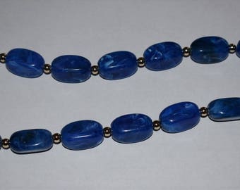 Vintage faux lapis lazuli necklace