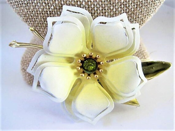 White Yellow Flower Brooch, Enamel Metal Flower, Green Rhinestone Center, Bridal Bouquet Pin