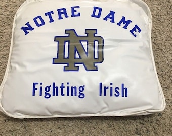 Vintage 1970s Notre Dame Fighting Irish Bleacher Seat Cushion in Great Condition