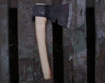 carpenter right side hatchet | axe | reconditioned and ready to use | walnut handle