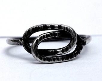 Rings ring / Handcrafted 925 sterling silver