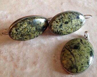 Vintage Russian Serpentine Jewelry Set