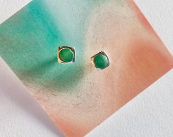 Emerald Small stud earrings. Sterling silver earrings. Everyday earrings. Minimalist jewelry