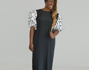 SALE 90’s Vintage Victor Costa at Home Leisurewear Maxi Dress/ Black and White Polka Dot Ruffle Sleeves