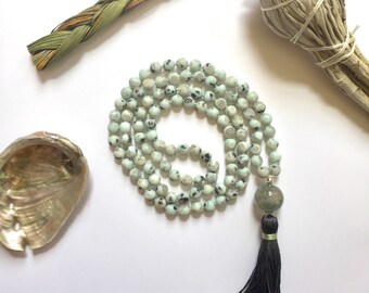Meditation Beads, Buddhist Prayer Beads, Mala Beads 108, Mala Beads for balance, Mala beads for courage, Japa Mala, Kiwi Jasper Mala Beads,